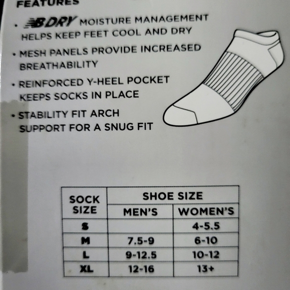 New Balance White Casual Socks with Thick Cushioned Design NWT Size M Unisex - Picture 3 of 6